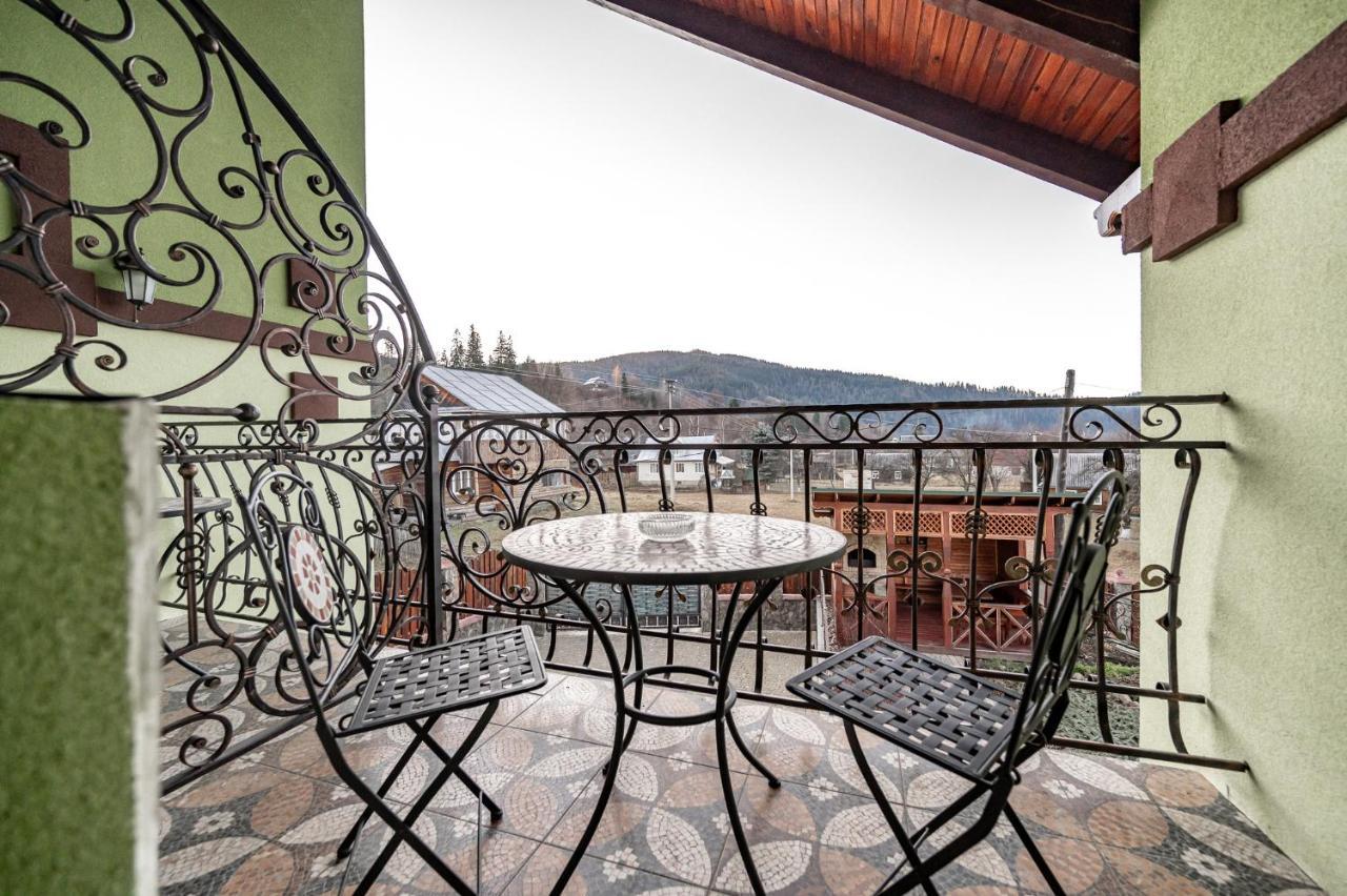 Emerald House Mykulychyn Εξωτερικό φωτογραφία