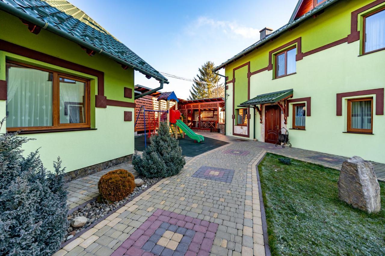Emerald House Mykulychyn Εξωτερικό φωτογραφία